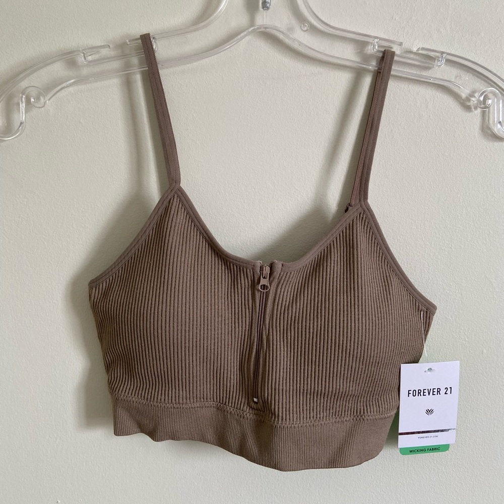 Forever 21 Medium NWT zip up crop top ribbed bralette with zipper